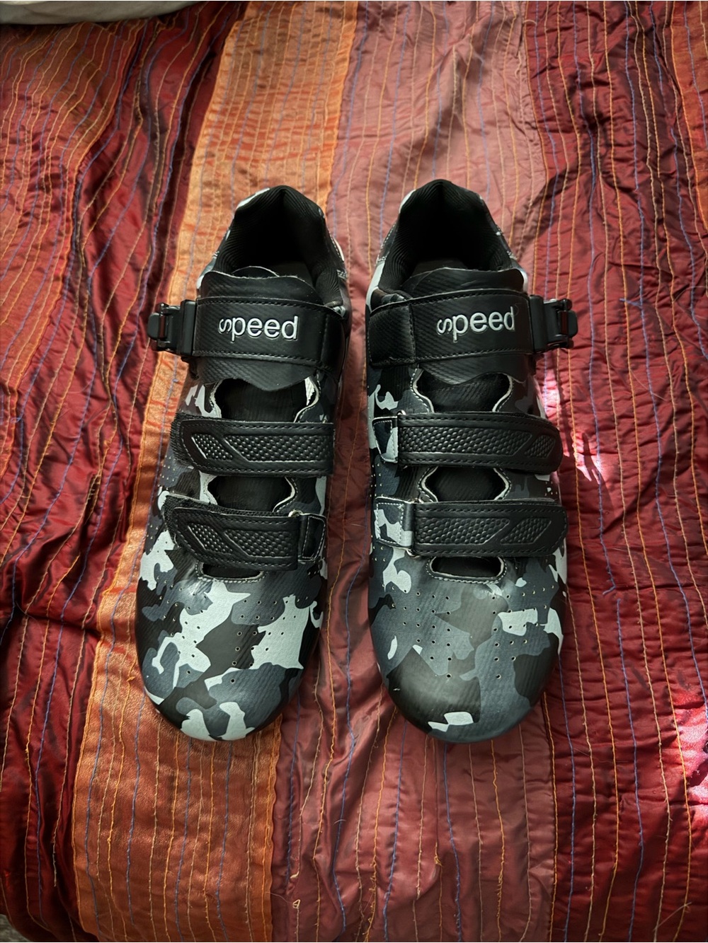 SPEED Black and Gray Camp Bike Shoe (Size 42) - Cleats Not Included